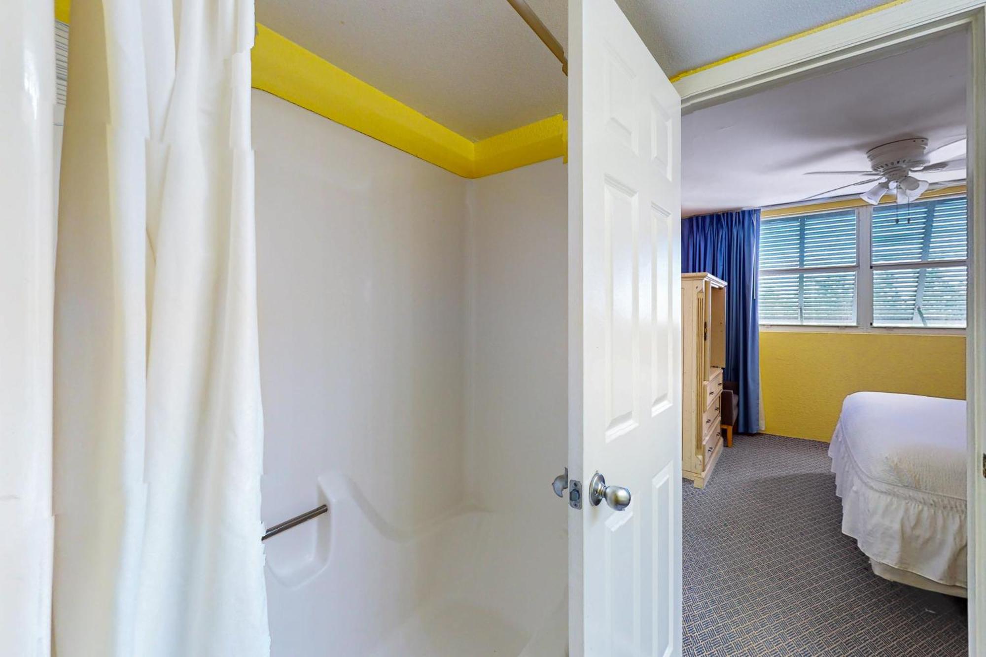 Sunrise Suites Dominican Suite #110 키웨스트 객실 사진
