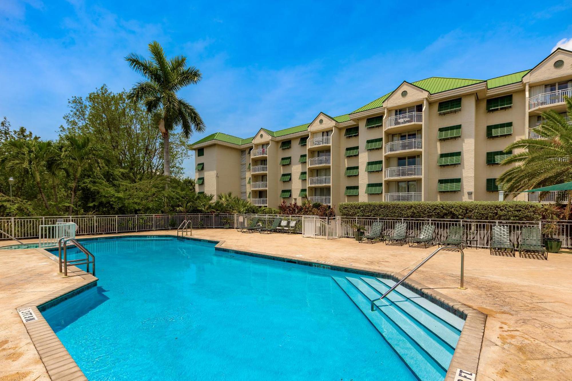 Sunrise Suites Dominican Suite #110 키웨스트 객실 사진